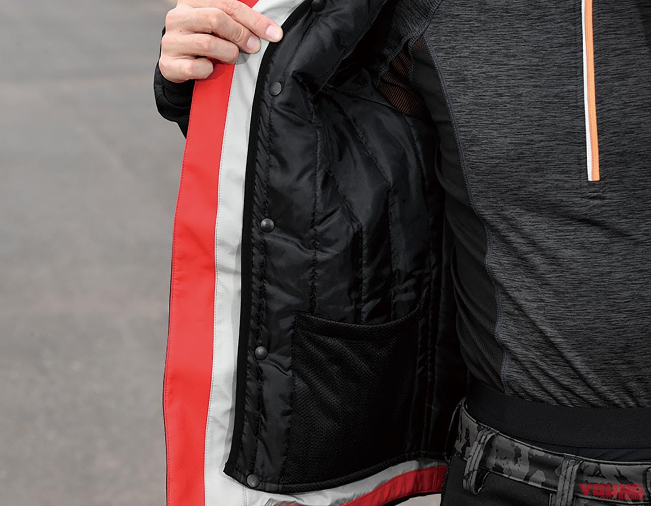 |スピーディ フーディーアーマーH2OUT試用インプレッション【透湿防水で通年着用OK】