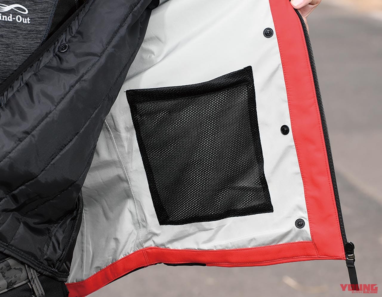 |スピーディ フーディーアーマーH2OUT試用インプレッション【透湿防水で通年着用OK】