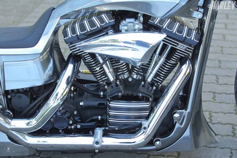 ハーレーカスタム|トライジャ ジャスティス|妥協なき品質で真っ当に”走り”を追求したハーレーカスタムの”正義”〈トライジャ ジャスティス〉