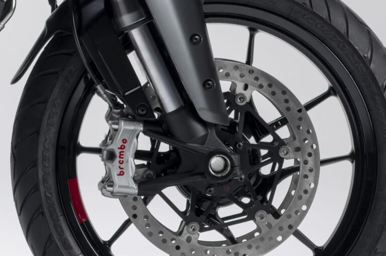 ドゥカティ ムルティストラーダV4は最新技術の集合体|ドゥカティ ムルティストラーダV4は最新技術の集合体【レーダー防衛/羽根/スカイフック】