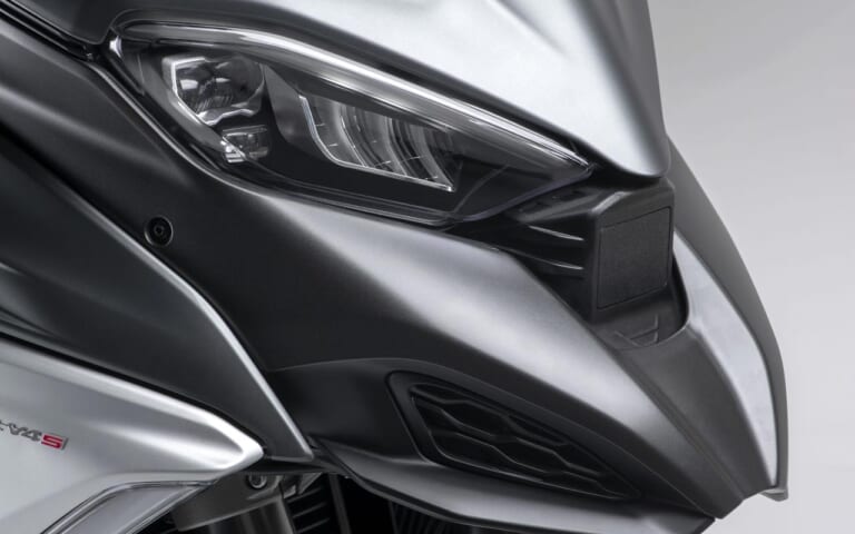 ドゥカティ ムルティストラーダV4は最新技術の集合体|ドゥカティ ムルティストラーダV4は最新技術の集合体【レーダー防衛/羽根/スカイフック】