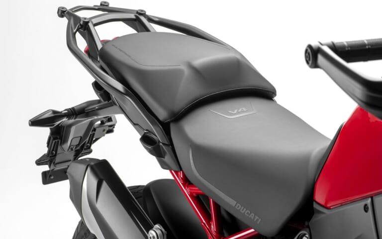 ドゥカティ ムルティストラーダV4は最新技術の集合体|ドゥカティ ムルティストラーダV4は最新技術の集合体【レーダー防衛/羽根/スカイフック】