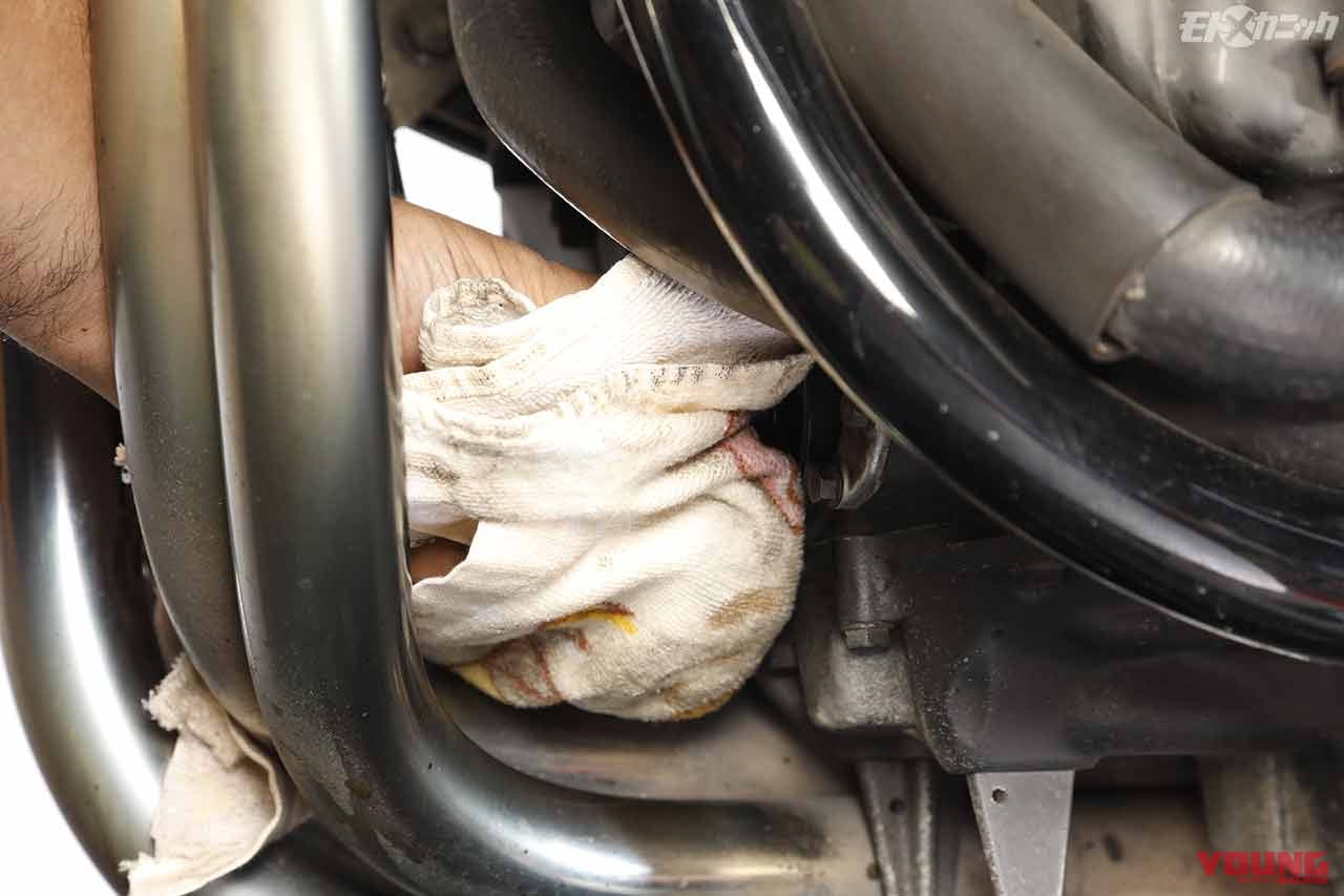 |エンジンオイル交換は暖機後が必須。フィルター交換は手締めで〈不動中古車復活プロジェクト〉