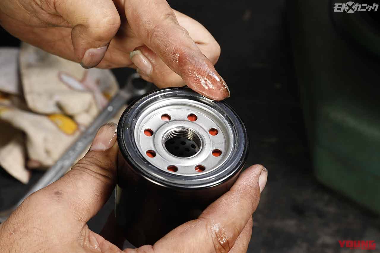 |エンジンオイル交換は暖機後が必須。フィルター交換は手締めで〈不動中古車復活プロジェクト〉