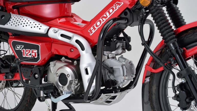 CT125ハンターカブ パイプエンジンガード|デイトナ|ヤンマシ的ホットアイテムピックアップ〈マジカルレーシング|アクティブ|ストライカー etc.〉