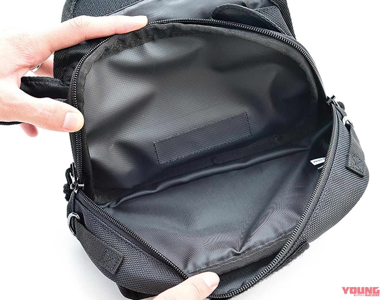 |「プチタンクバッグII」試用インプレ【スマホに合わせて大型化。多目的に使える便利バッグ】