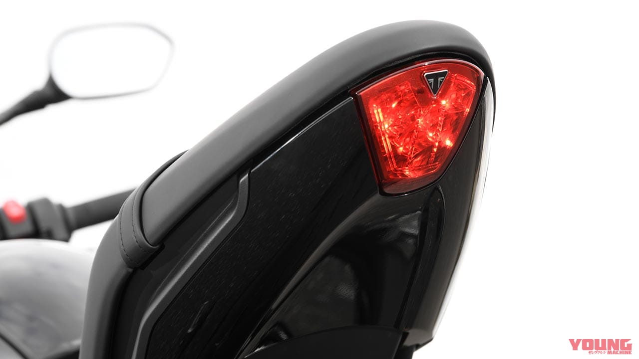 |トライアンフ新型トライデント660徹底チェック【期待の3気筒ミドルネイキッド|インプレ動画あり】