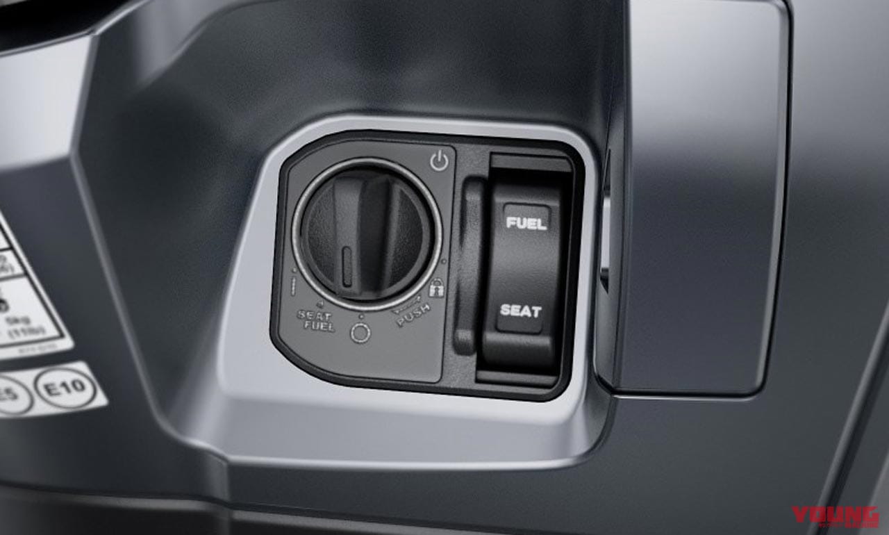 |まもなく発売!新型ホンダPCX(125)は4バルブ化+トラコンでほぼ全面的に刷新