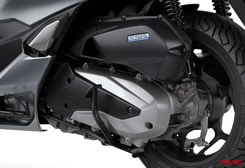 |まもなく発売!新型ホンダPCX(125)は4バルブ化+トラコンでほぼ全面的に刷新