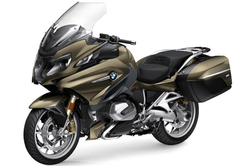 新型BMW R1250RTは前代未聞の装備満載