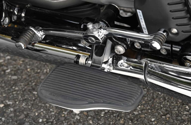 BMW R18ファーストエディション試乗インプレッション|BMW R18試乗インプレッション【アメリカンVツインとは対極の味わい深いライドフィール】