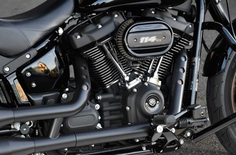 ハーレーダビッドソン ローライダーS|BMW R18試乗インプレッション〈vs ハーレー ローライダーS 独米クルーザー対決〉