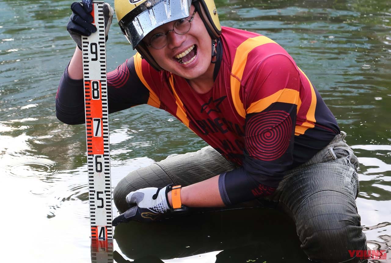 |「CT125ハンターカブは水中を走れるらしい!?」実際にやってみた【泳げCTくん!?】