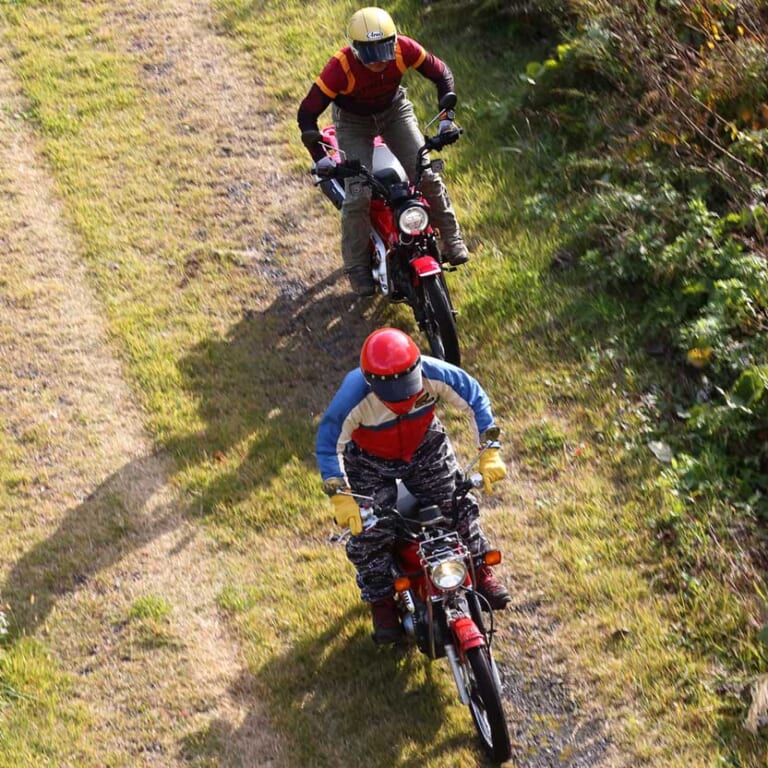 ホンダCT125ハンターカブ×先代CT110比較【似て非なる圧倒的な走行性能】|ホンダCT125ハンターカブを先代CT110と比べてみた【似て非なる圧倒的な走行性能】
