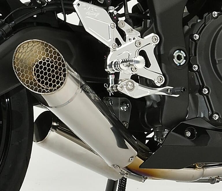 オーヴァーレーシングプロジェクツ フルチタンメガホン4-2-1|続々リリース!ニンジャZX-25R用新作パーツセレクション〈×6ブランド〉