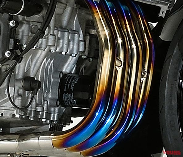 オーヴァーレーシングプロジェクツ フルチタンメガホン4-2-1|続々リリース!ニンジャZX-25R用新作パーツセレクション〈×6ブランド〉