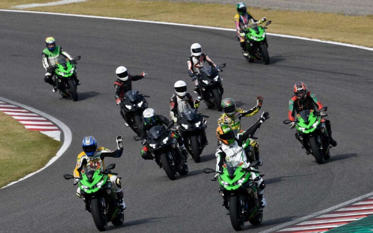 ニンジャZX-25R限定レース&スクールが開催|ニンジャZX-25R限定レース&スクールが開催【サーキットでポテンシャルを発揮せよ】