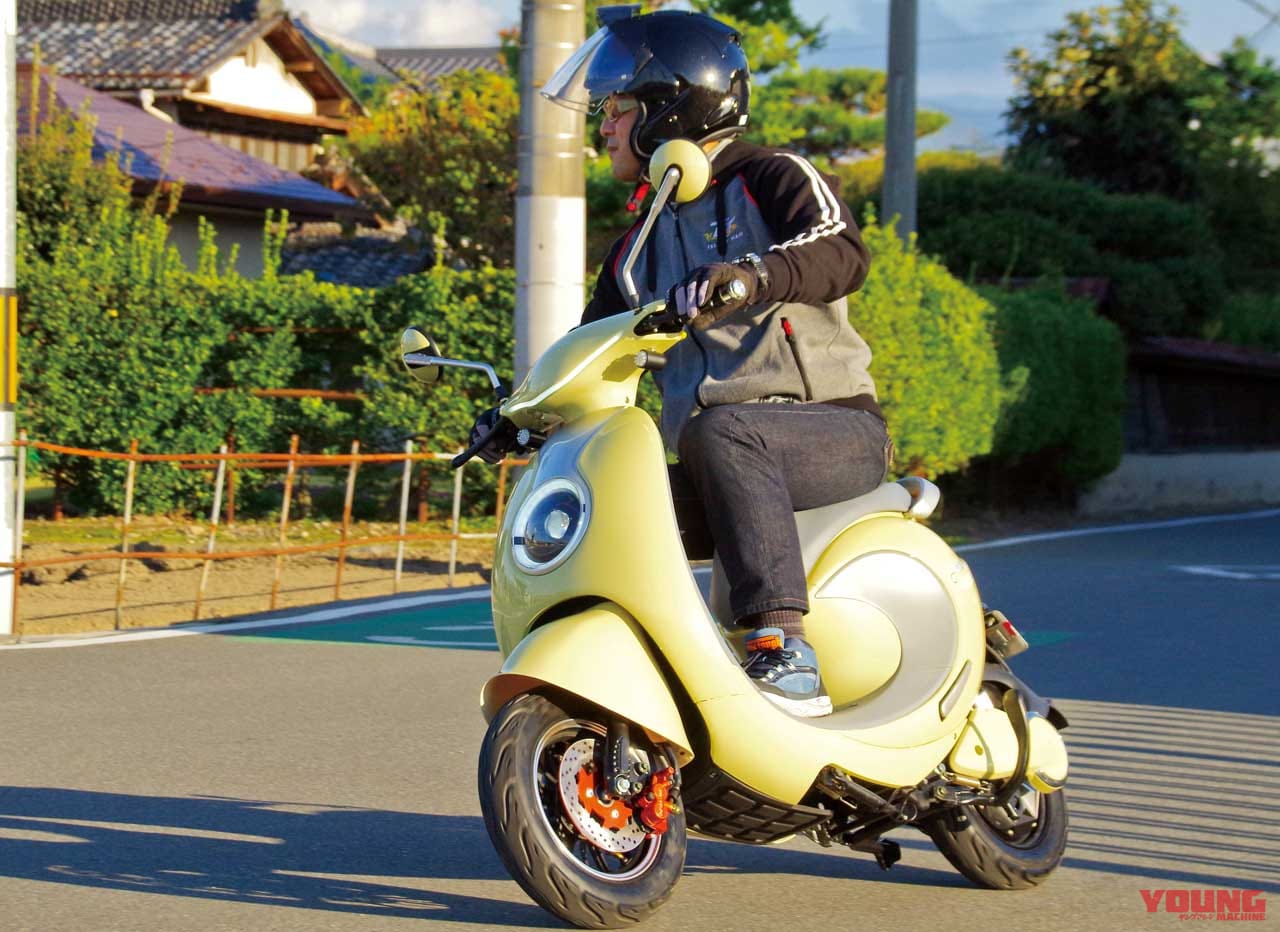 万円を切るおシャレな電動バイク スイーツn 灯火類 メッキパーツがキラキラ感を演出 Webヤングマシン 最新バイク情報 万円を切るおシャレな電動バイク スイーツn 灯火類 メッキパーツがキラキラ感を演出 Webヤングマシン 最新バイク情報