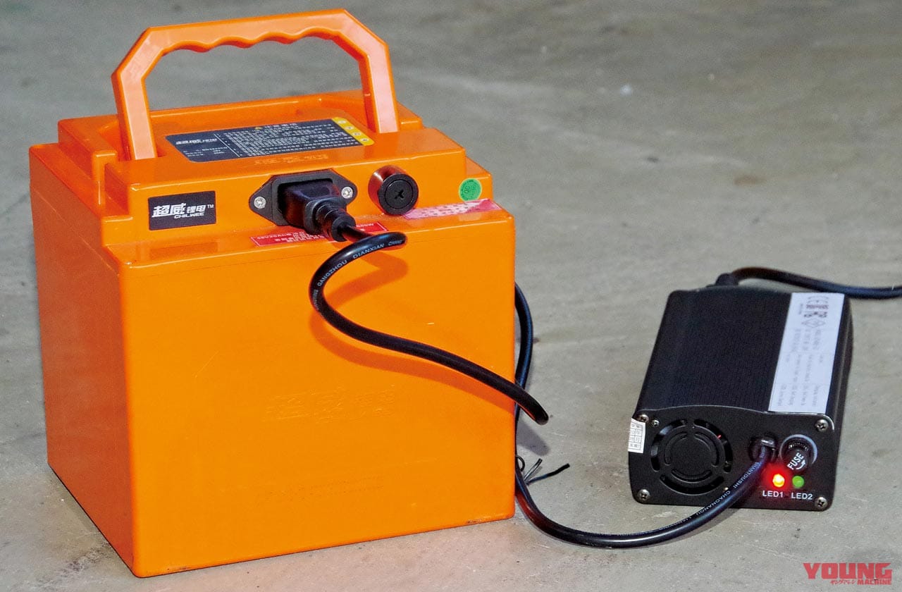 20万円切りの電動バイク・アクセス スイーツN|20万円を切るおシャレな電動バイク・スイーツN【灯火類&メッキパーツがキラキラ感を演出】