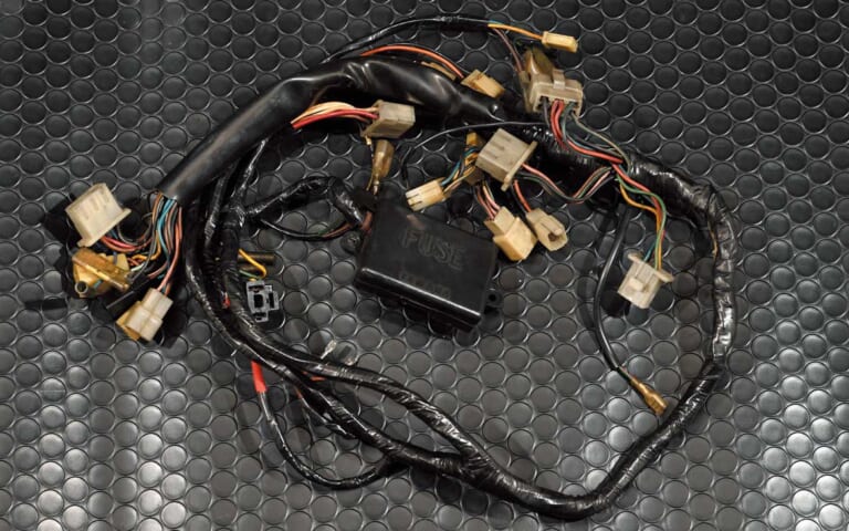 ’80s国産名車・ヤマハRZ250/350完調術【アフターパーツの有効活用がカギ】|’80s国産名車・ヤマハRZ250/350完調術#2【アフターパーツの有効活用がカギ】