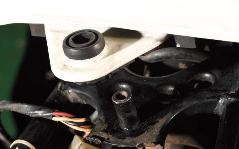 ’80s国産名車・ヤマハRZ250/350完調術【アフターパーツの有効活用がカギ】|’80s国産名車・ヤマハRZ250/350完調術#2【アフターパーツの有効活用がカギ】