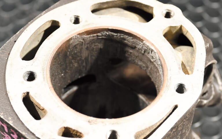 ’80s国産名車・ヤマハRZ250/350完調術【アフターパーツの有効活用がカギ】|’80s国産名車・ヤマハRZ250/350完調術#2【アフターパーツの有効活用がカギ】