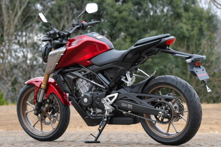 ホンダCB125R|新エンジン獲得のリトルCB! ホンダ新型「CB125R」市販予定車の姿をキャッチ