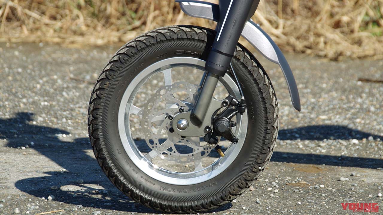 |車重わずか18kg!持ち運んでチョイ乗りできる折り畳み型電動バイク「スマート EV」