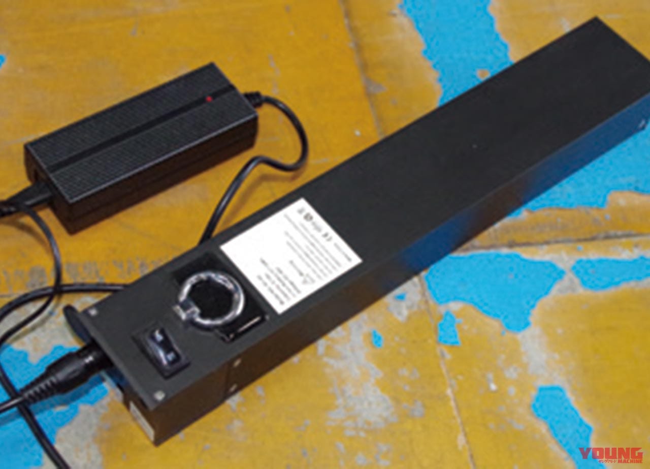 |車重わずか18kg!持ち運んでチョイ乗りできる折り畳み型電動バイク「スマート EV」