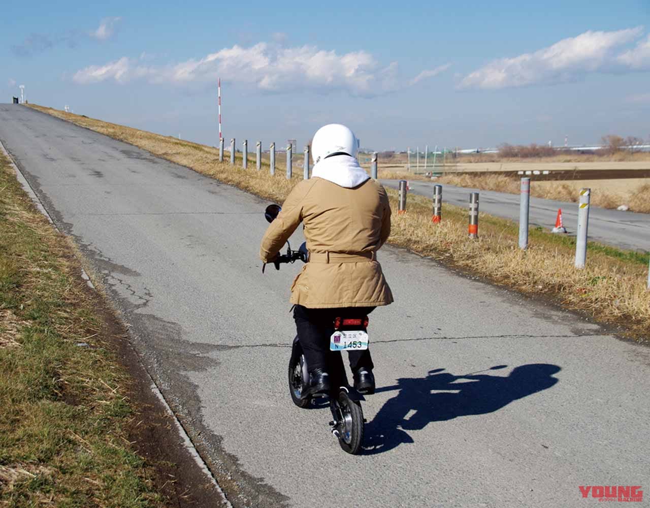 ブレイズ スマートEV|折り畳み型電動バイク|車重わずか18kg!持ち運んでチョイ乗りできる折り畳み型電動バイク「スマート EV」
