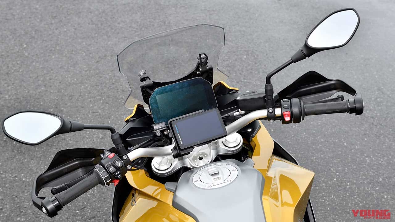 BMW F900XR 【ハンドル回り】|BMW F900XR試乗インプレッション【万能性に優れた快速アドベンチャーツアラー】