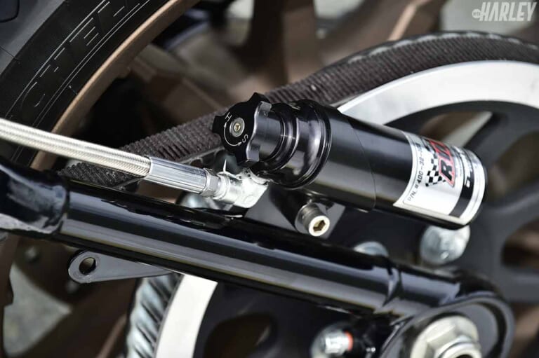 ハーレーダビッドソン FXLRS ローライダーS ブルズアイカスタム|ハーレー ローライダーSを最新クラブスタイルカスタムで100ps超え仕様に!〈ブルズアイ〉