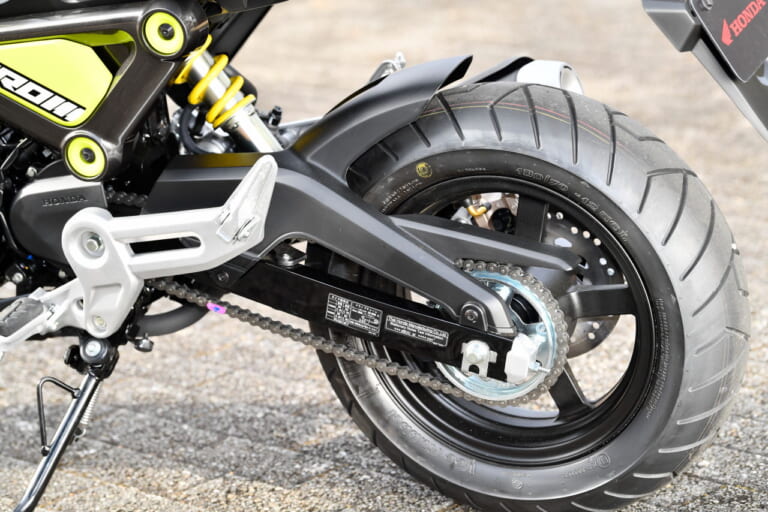 ホンダ グロム|国内モデル登場! 新エンジンに5速MTのホンダ新型「グロム」WEBイベント出展車両を撮影