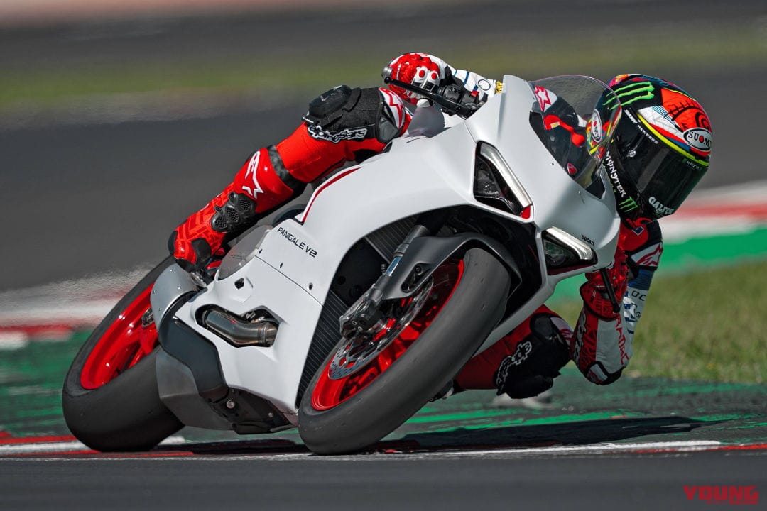Ducati Panigale V2|L型なの? V型なの? ドゥカティの2気筒/4気筒エンジンは今こうなっている!