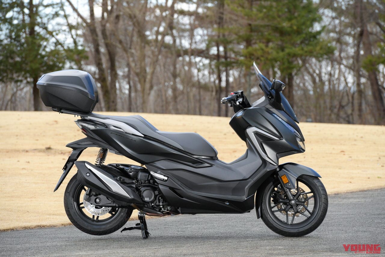 ホンダ新型 フォルツァ 市販予定車が登場 海外発表の125 350と共通デザイン Webヤングマシン 最新バイク情報 ホンダ新型 フォルツァ 市販予定車が登場 海外発表の125 350と共通デザイン Webヤングマシン 最新バイク情報