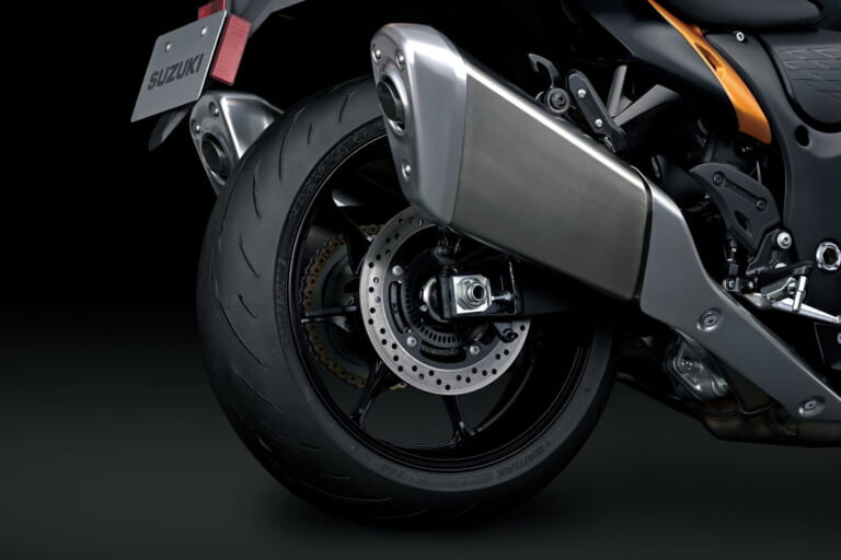 スズキ 新型ハヤブサ|奇跡のフレームは今回も生き残った! 新型ハヤブサの車体を解説します