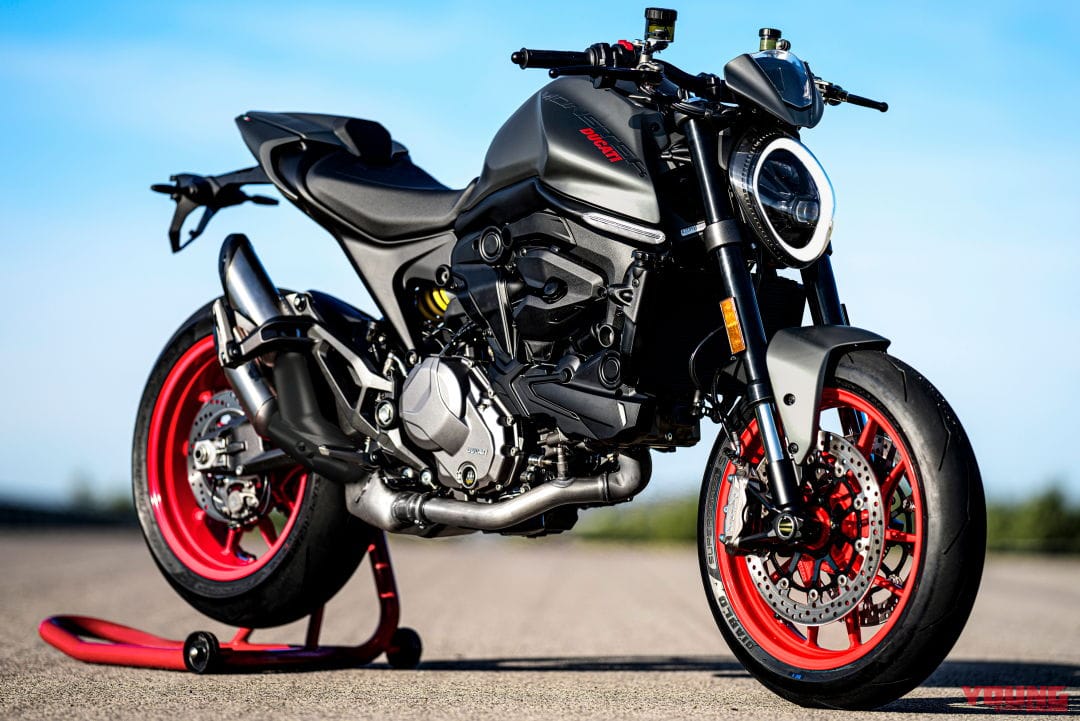 Ducati New Monster|L型なの? V型なの? ドゥカティの2気筒/4気筒エンジンは今こうなっている!