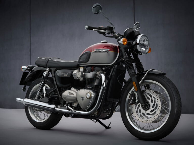 トライアンフ ボンネビルT120|2021新車バイクラインナップ|外国車|トライアンフ2021新車バイクラインナップ〈#2:モダンクラシック〉ボンネビル etc.