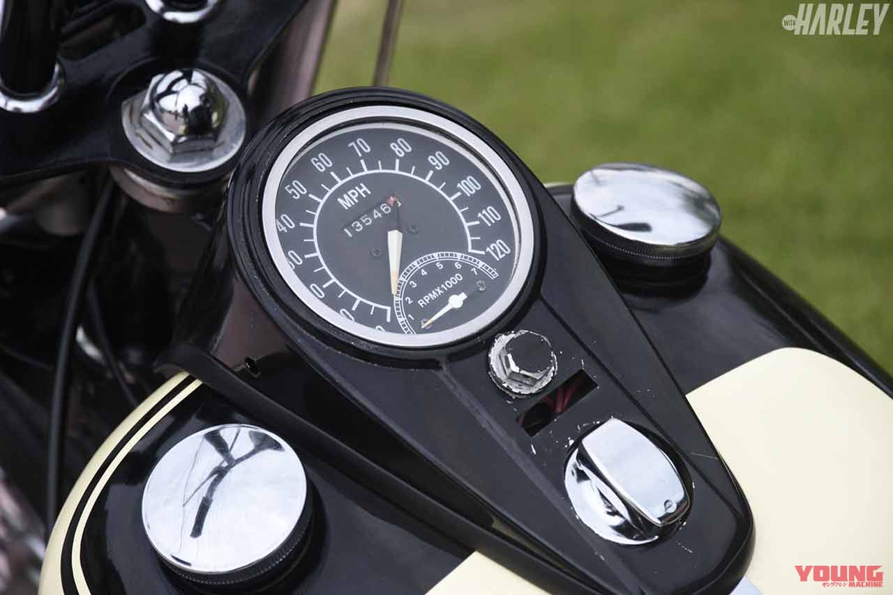 |ストックの1200エンジン&ノーマルフレームを生かした’78ハーレーFLHカスタム