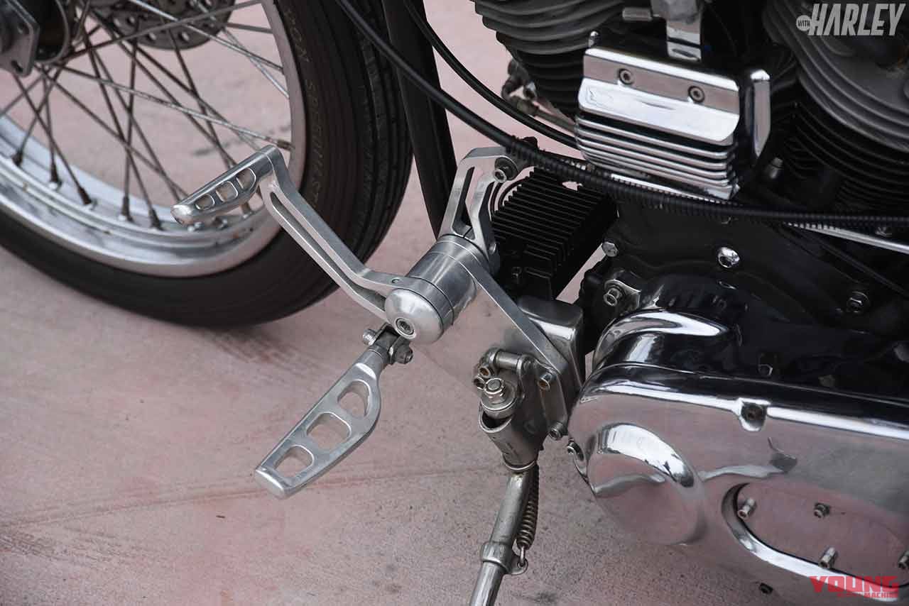 |ストックの1200エンジン&ノーマルフレームを生かした’78ハーレーFLHカスタム