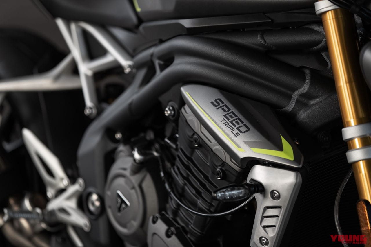 トライアンフ スピードトリプル1200RS|200万円切り/180馬力のモンスター3気筒! トライアンフ「スピードトリプル1200RS」登場