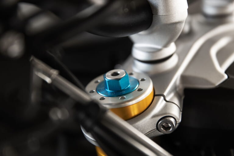 トライアンフ スピードトリプル1200RS|200万円切り/180馬力のモンスター3気筒! トライアンフ「スピードトリプル1200RS」登場