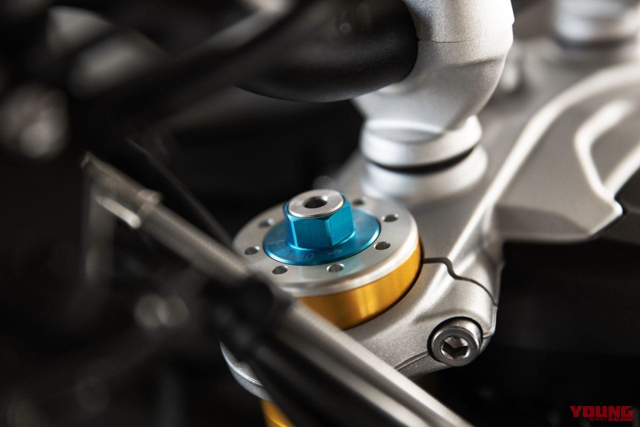 |200万円切り/180馬力のモンスター3気筒! トライアンフ「スピードトリプル1200RS」登場