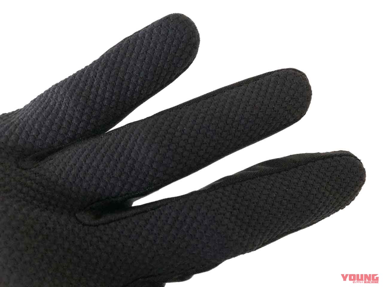 |オフロード用グローブを選ぶなら少し小さめがオススメ【プロに聞くこだわりのアイテム選び】