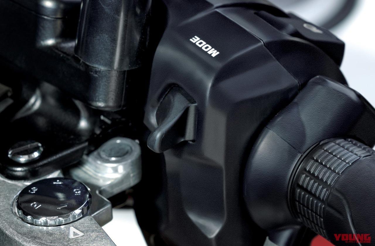 |威風堂々! ホンダ新型CB1300SF/SB【電子制御スロットルを得てユーロ5をクリア】