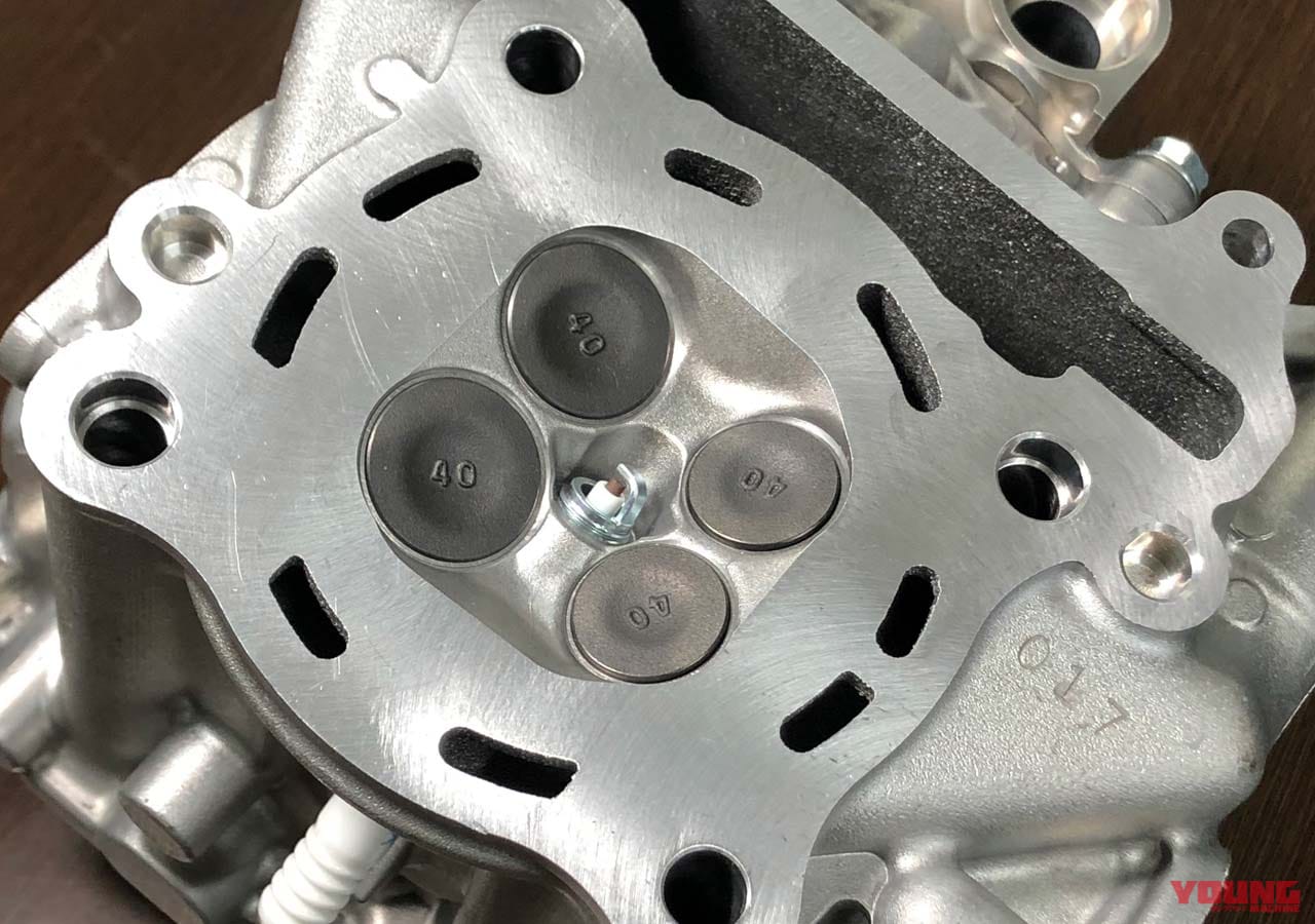 |ホンダPCX/160新旧モデル比較試乗インプレッション#1【これ以上ない正常進化!】