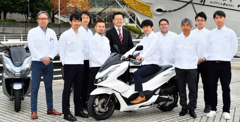 ホンダPCX/160新旧モデル比較試乗インプレッション|ホンダPCX/160新旧モデル比較試乗インプレッション#2【らしさをそのまのままに全面刷新】