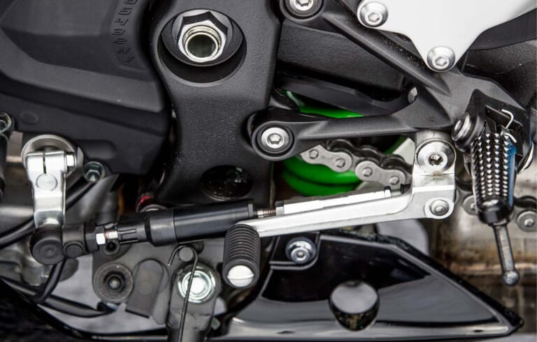 カワサキ ニンジャZX-6R/KRTエディション|2021新車バイクラインナップ〈日本車大型スーパースポーツ600ccクラス〉