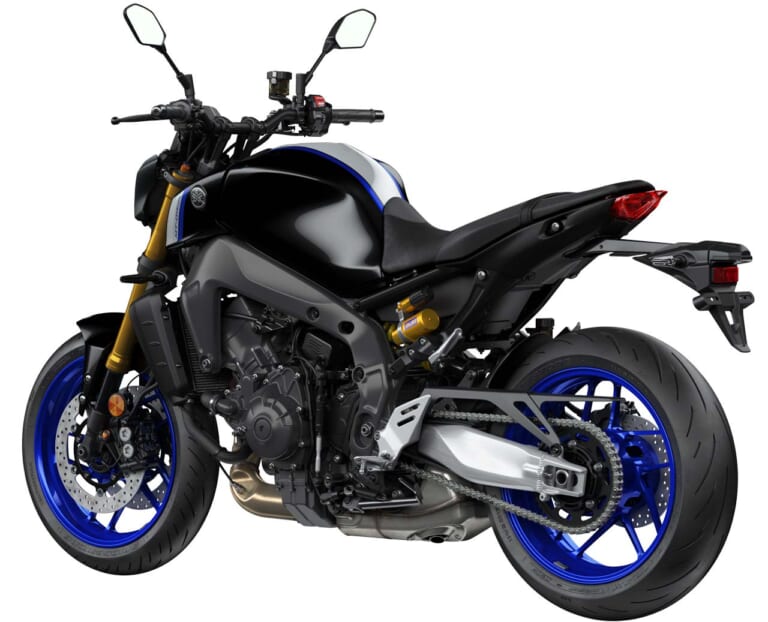 ヤマハMT-09 SP|'21新車バイクラインナップ|日本車|ヤマハ2021新車バイクラインナップ〈大型ネイキッドクラス〉MT-09 etc.