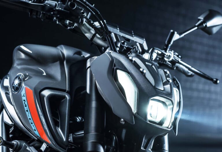 ヤマハMT-07|'21新車バイクラインナップ|日本車|ヤマハ2021新車バイクラインナップ〈大型ネイキッドクラス〉MT-09 etc.